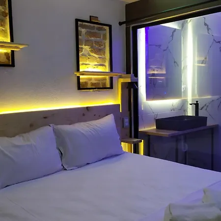 Downtown Evoo Lägenhet Tirana