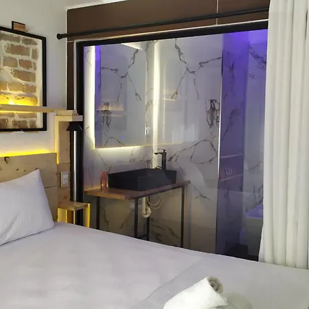 Downtown Evoo Tirana