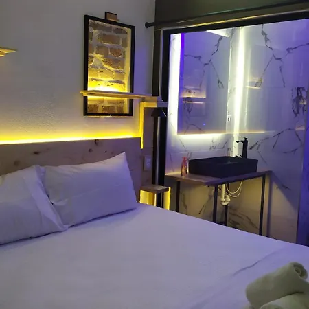 Downtown Evoo Apartamento Tirana